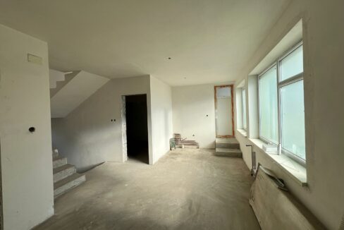 WhatsApp Image 2024-09-26 at 17.02.20 (3)