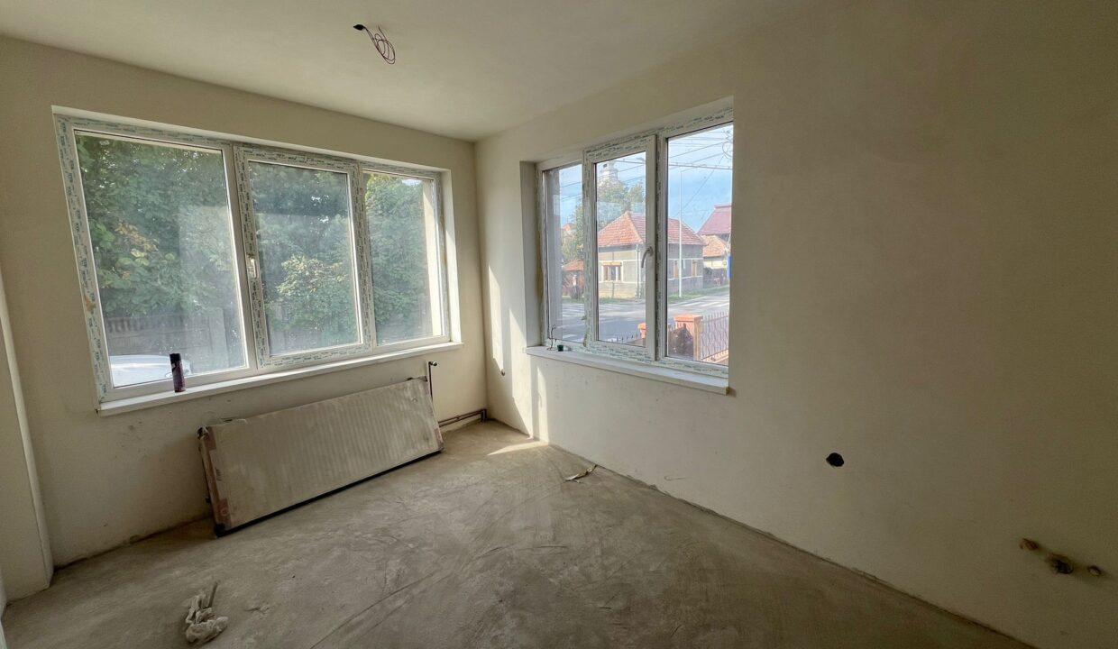 WhatsApp Image 2024-09-26 at 17.02.20 (4)