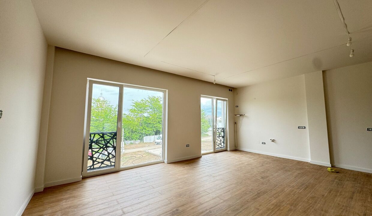 WhatsApp Image 2025-05-27 at 17.43.07