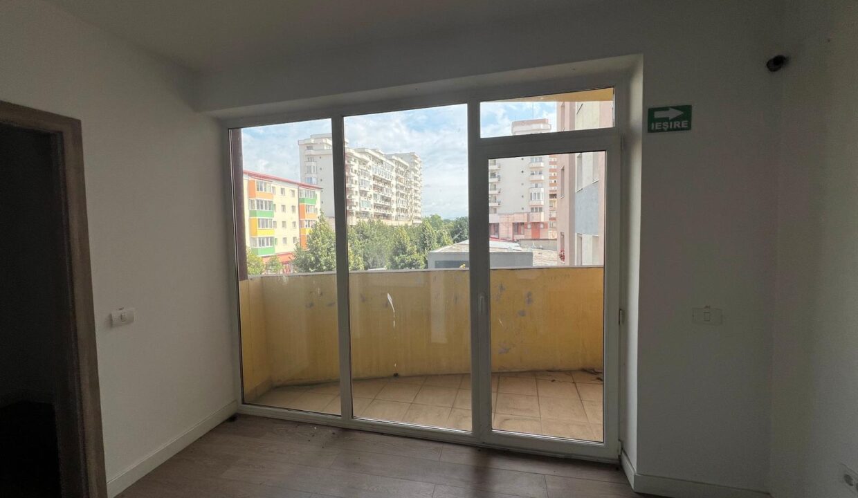 WhatsApp Image 2025-09-01 at 15.27.18 (2)